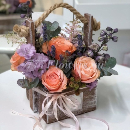 №7065 - Декоративный деревянный ящик с розами и лавандой - фото 777flowers