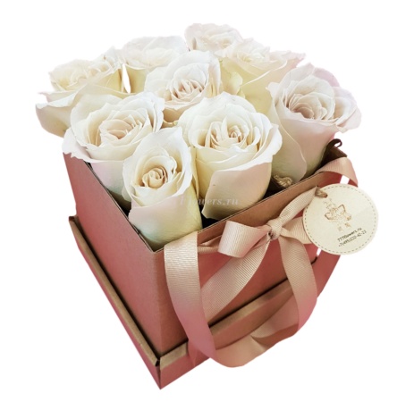 №5215 - Коробка с белыми розами серии FlowerBox - фото 777flowers