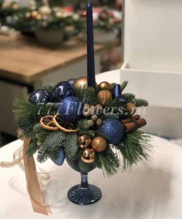 №7009 - Новогодние композиции в декоративных бокалах - фото 777flowers