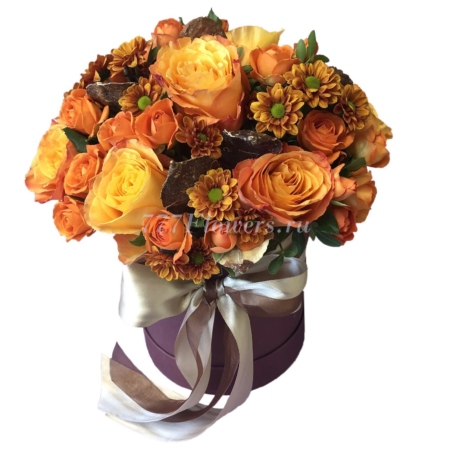 №0522 - Шляпная коробка с оранжевыми розами - фото 777flowers