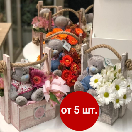 К7056 - Декоративный ящик с игрушкой и цветами в асс. - фото 777flowers