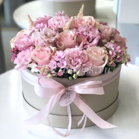 №0830 - Шляпная коробка в нежно-розовом цвете - фото 777flowers