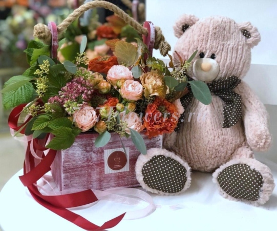 №7064 - Деревянный ящик с розами - фото 777flowers