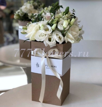 №5612 - Белый букет в коробке серии FlowerBox - фото 777flowers